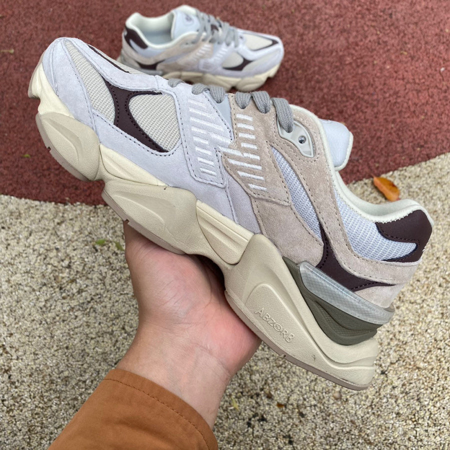 New Balance 9060 Beige y Vino