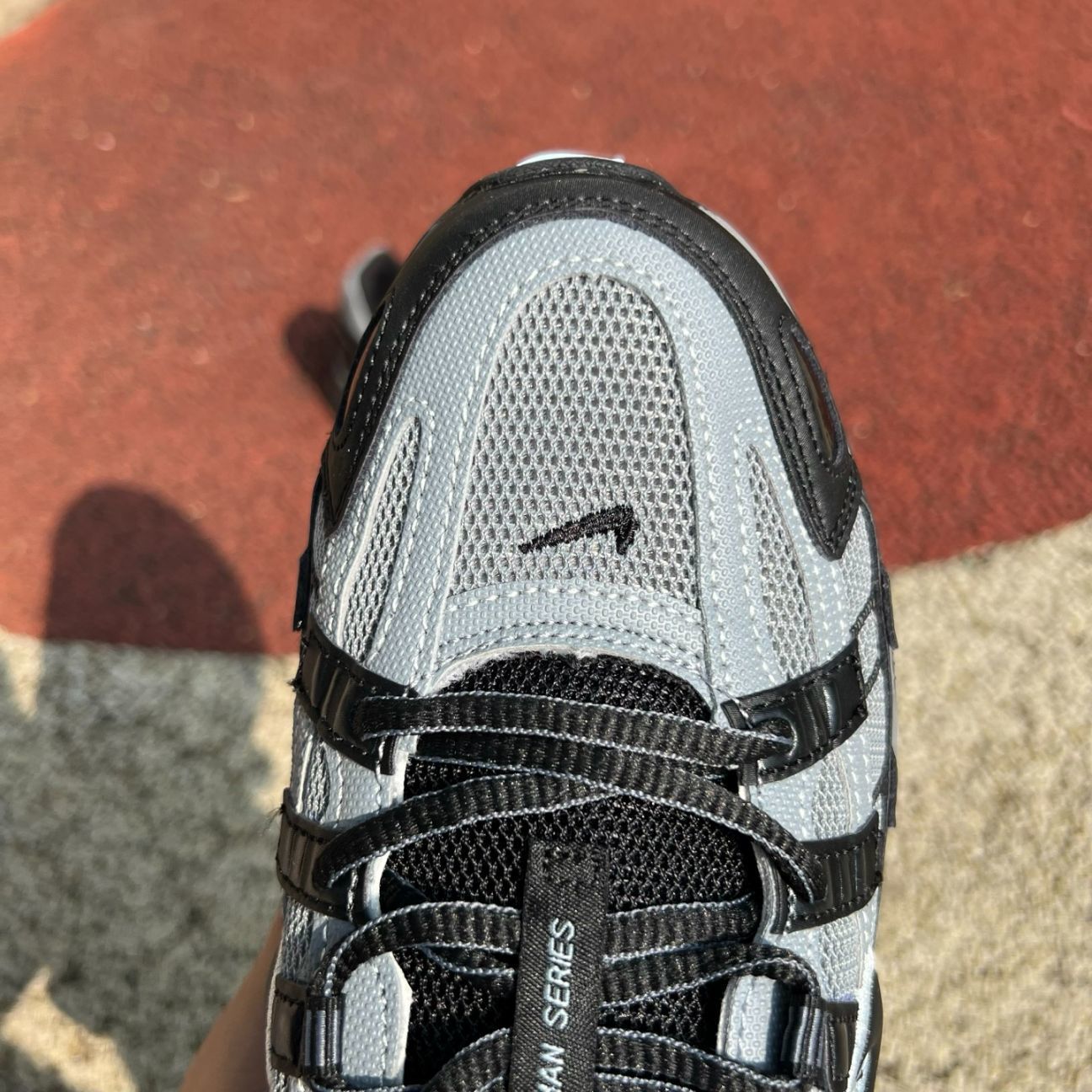P-6000 Negro y Gris