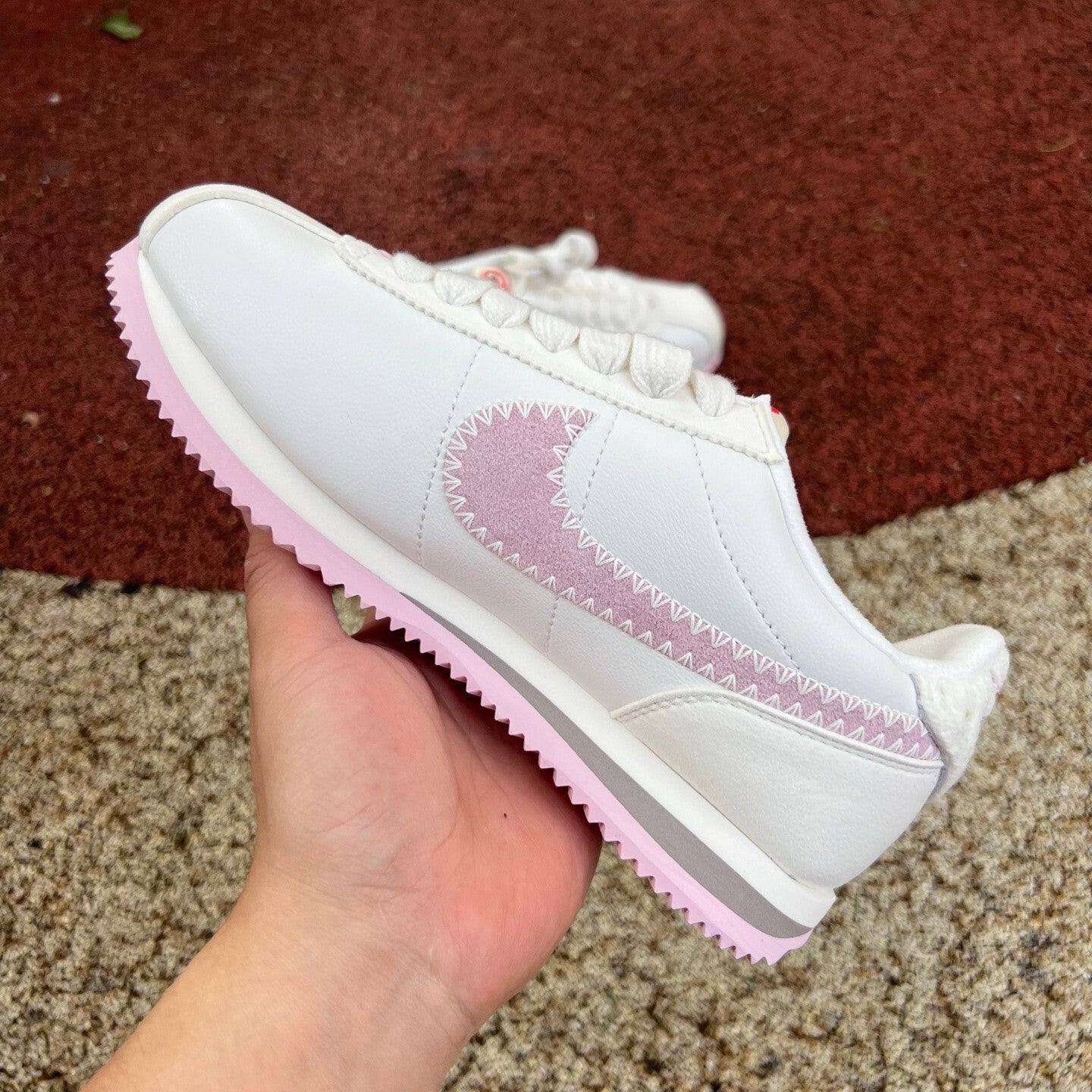Nike Cortez Corazón Rosado