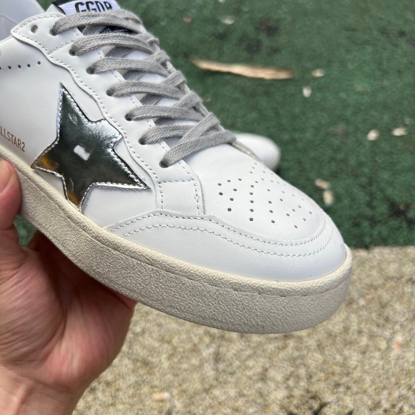 Golden Goose Ballstar Blanco y Plateado