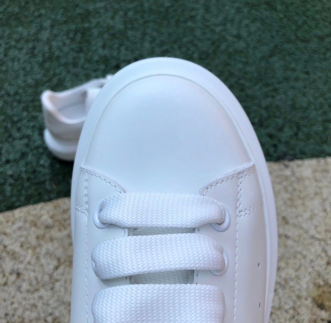 Alexander McQueen Blanco Cuero