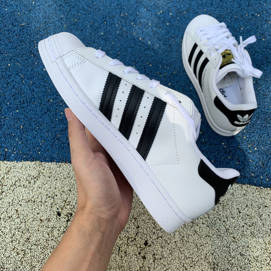Superstar Clásicos