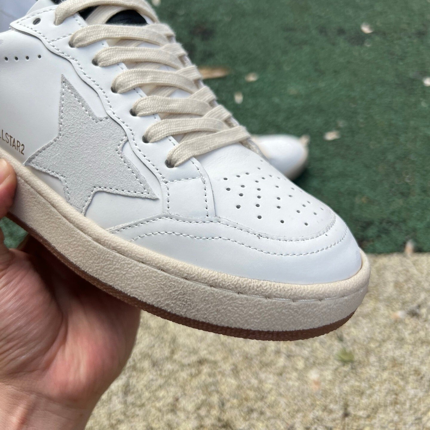 Golden Goose Ballstar Blanco y Negro