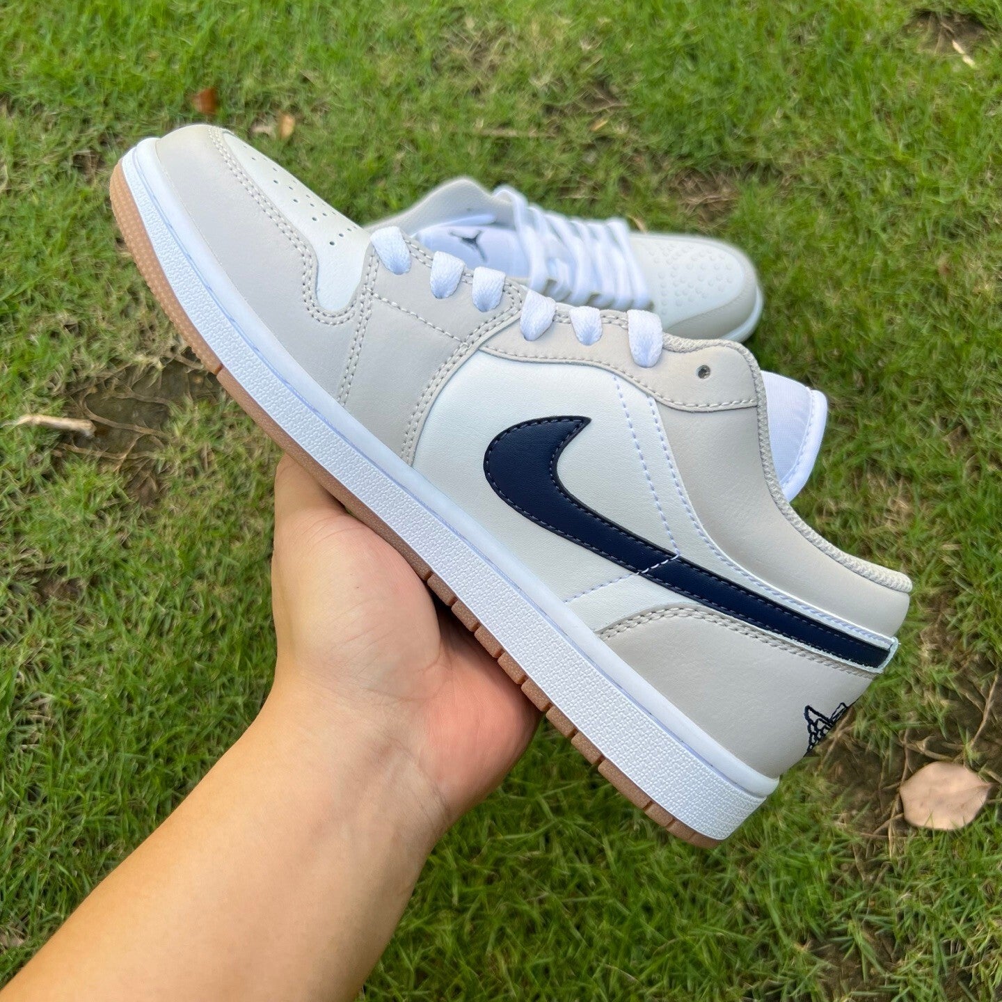 Jordan Retro 1 Low Beige y Azul