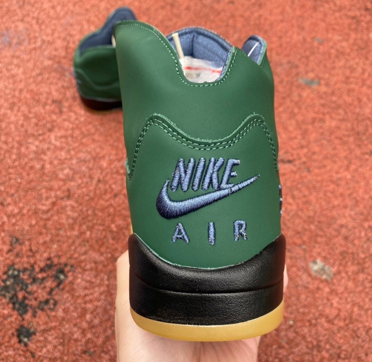 Jordan Retro 5 x A Ma Manier Verde