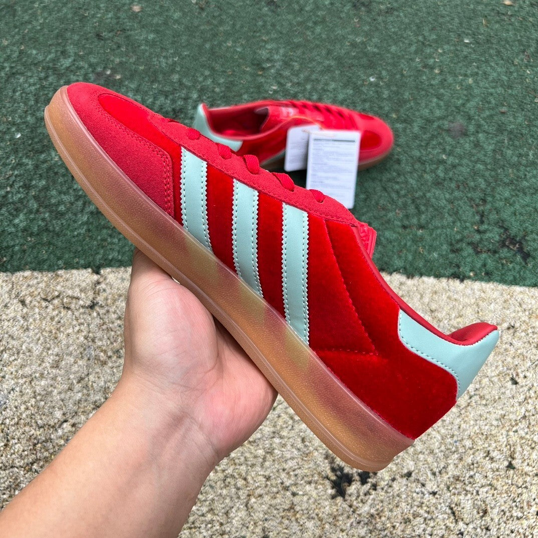 Gazelle Rojo