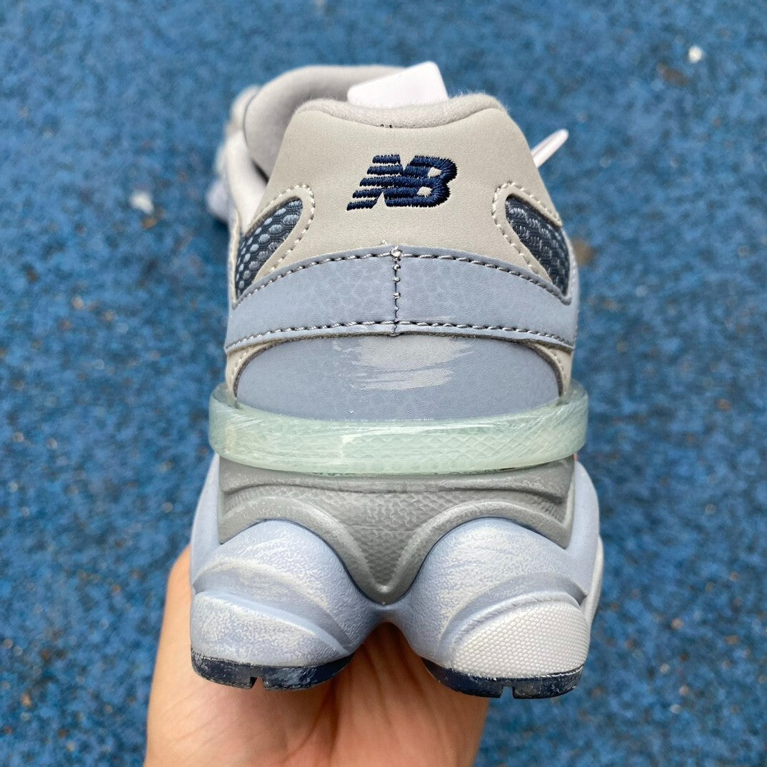 New Balance 9060 Azul