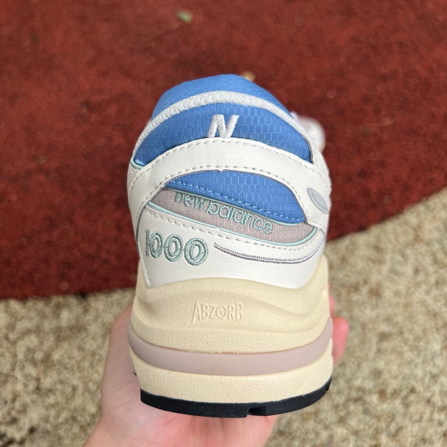 New Balance 1000 Angora Moonrock