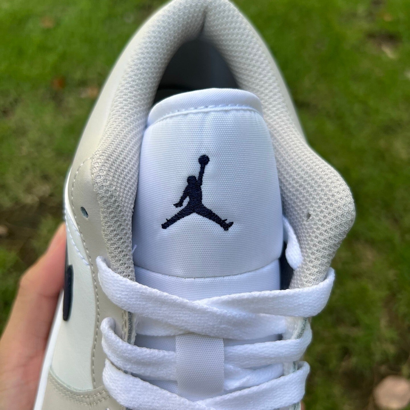 Jordan Retro 1 Low Beige y Azul