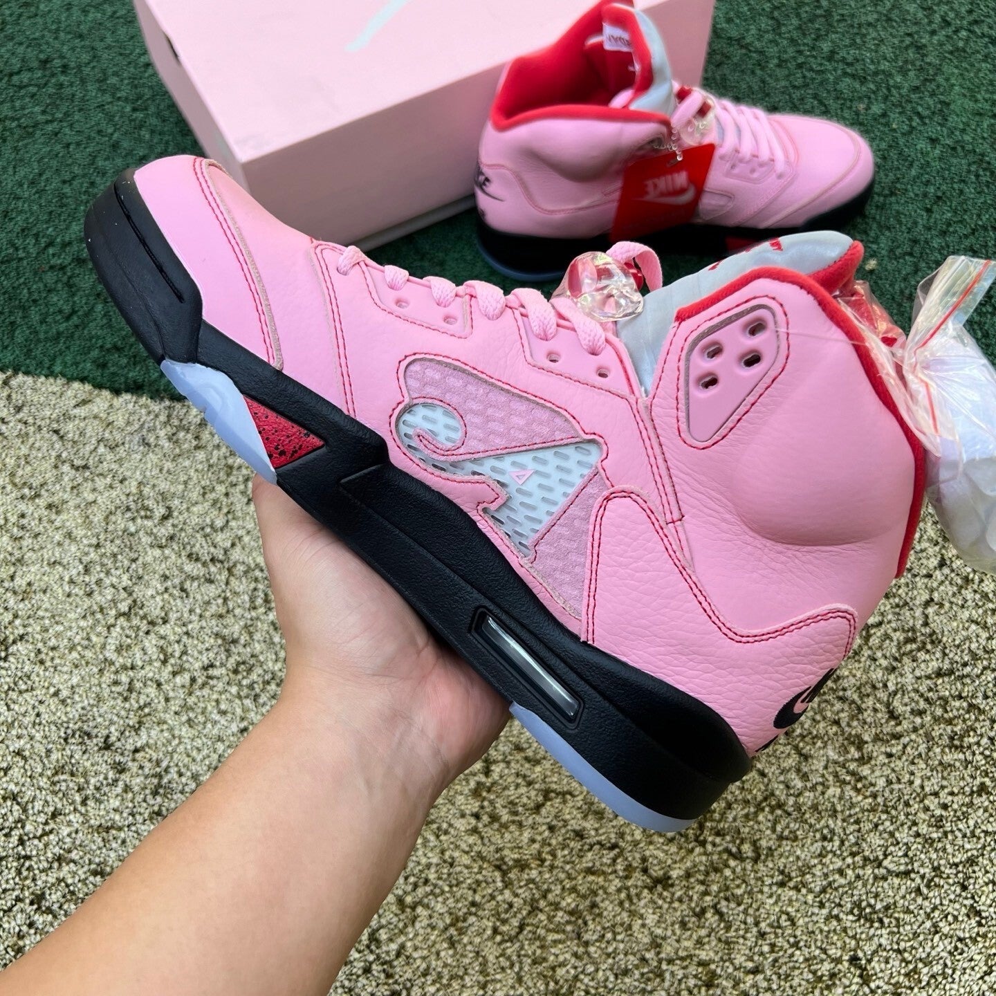 Jordan Retro 5 Awake Rosa
