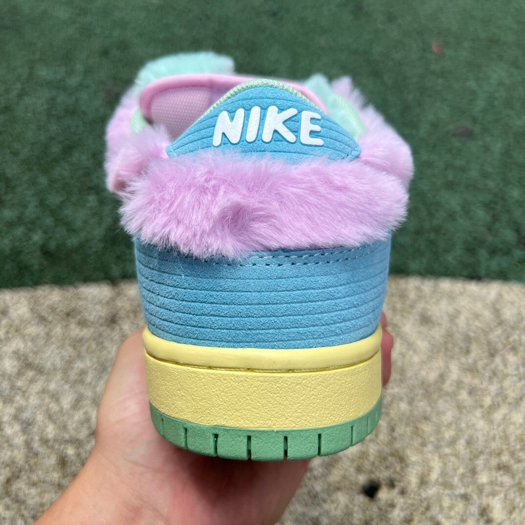 SB Dunk x Verdy