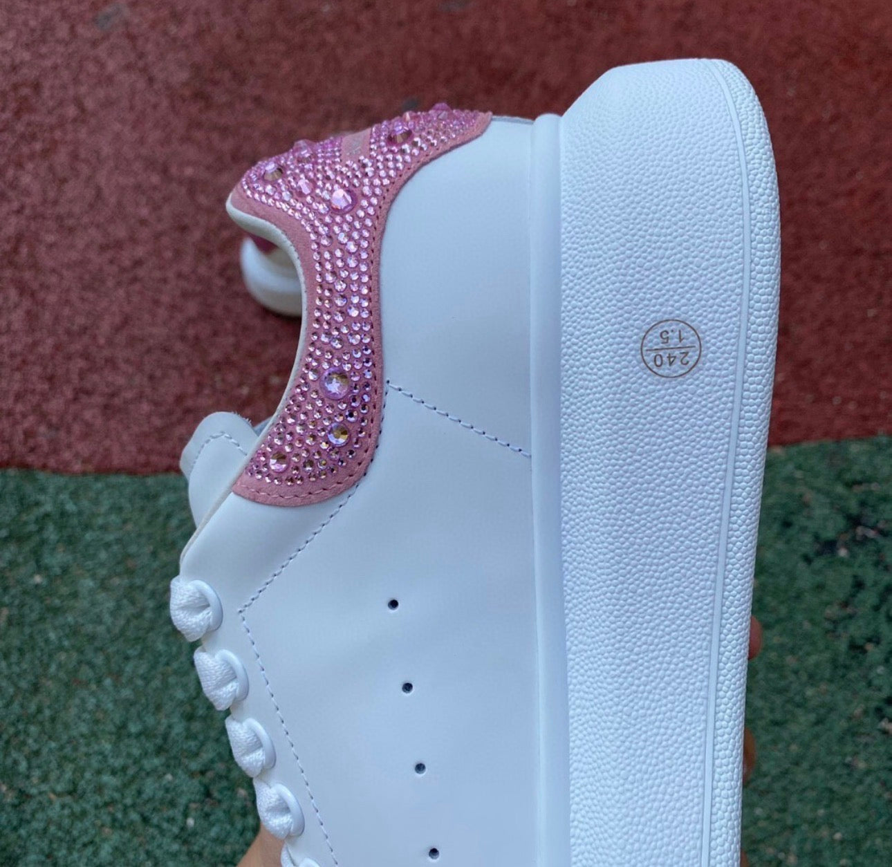 Alexander McQueen Rosado y Brillitos