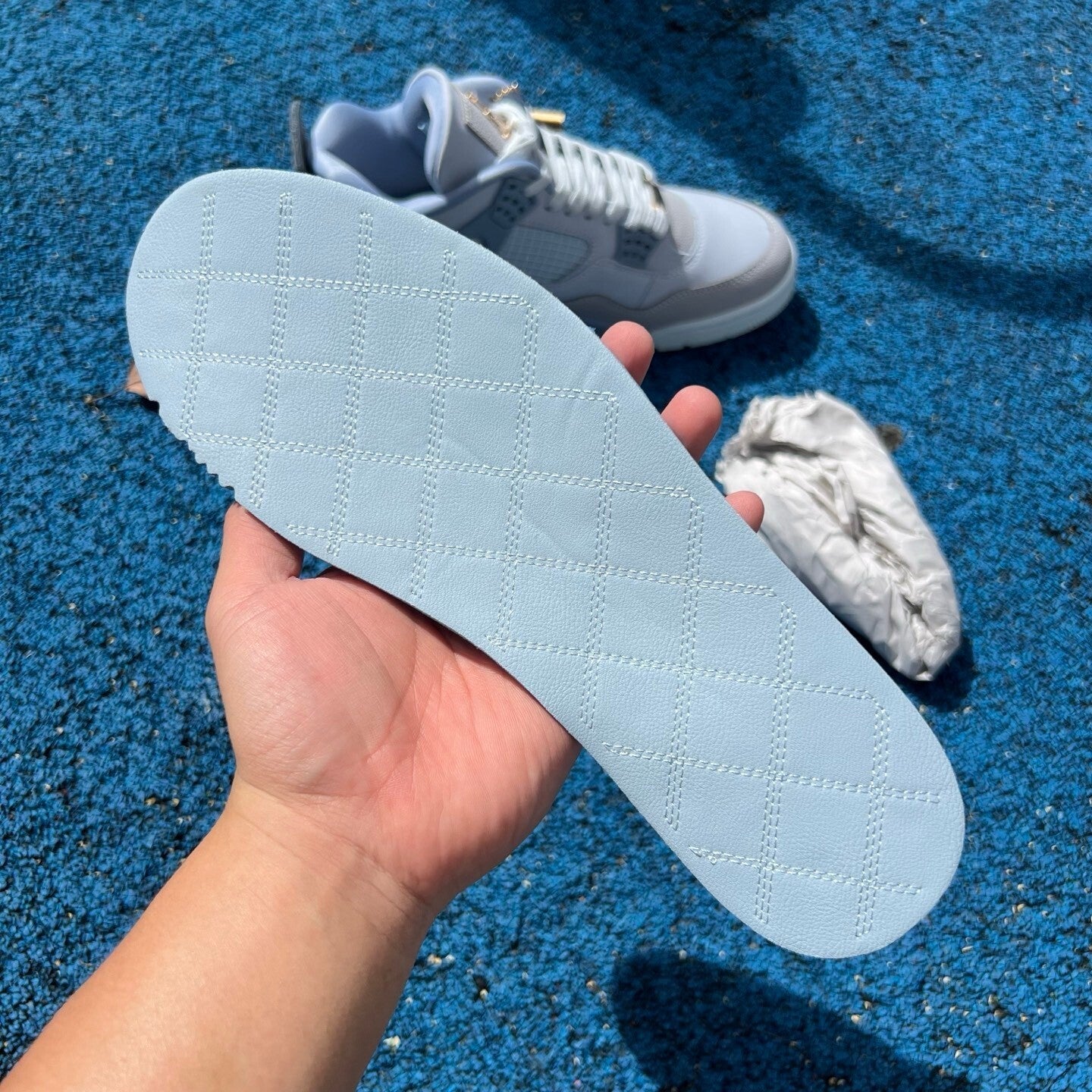 Jordan Retro 4 UNC TarHeels