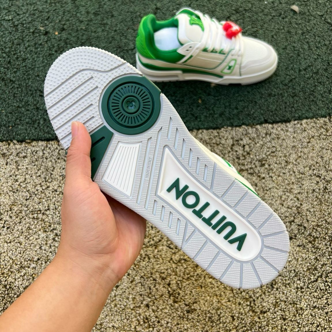 Louis Vuitton Trainer Corazón Verde