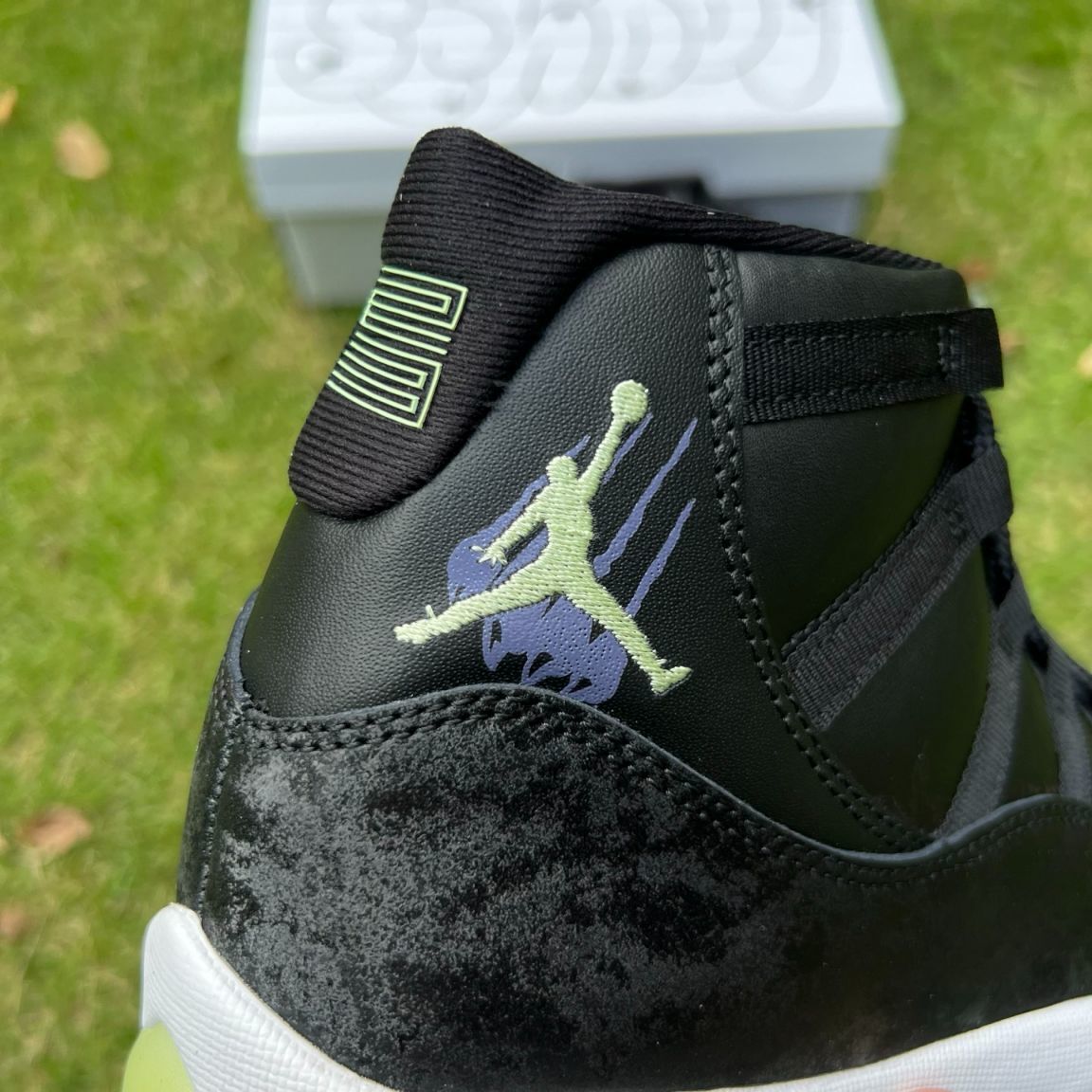 Jordan Retro 11 Barely Volt