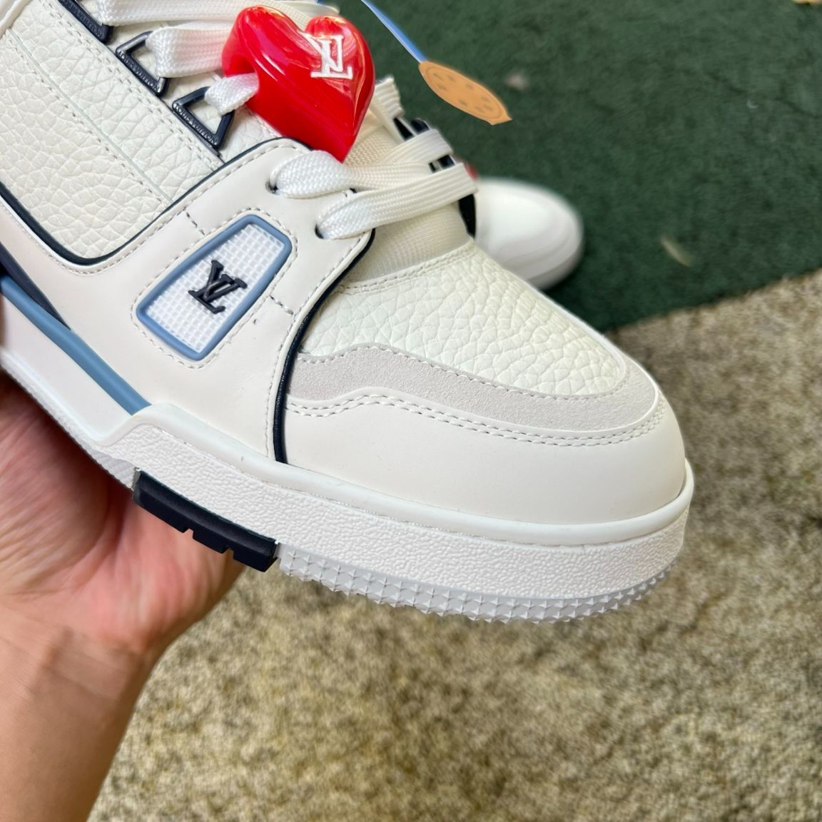 Louis Vuitton Trainer Corazón Azul