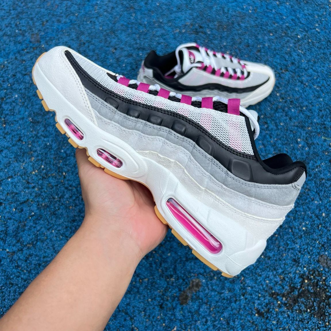 Air Max 95 Rosado y Negro