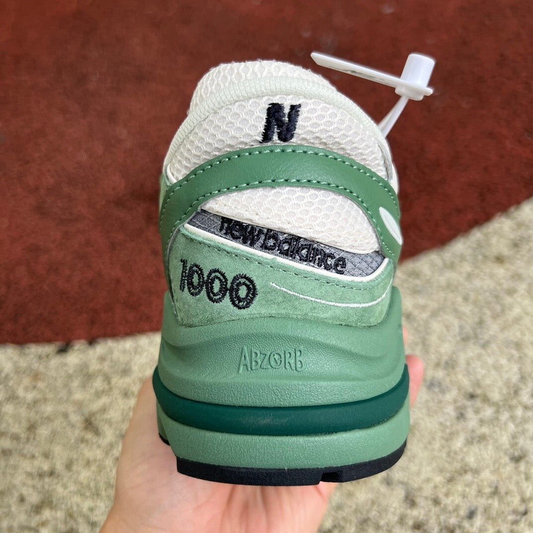 New Balance 1000 Verde