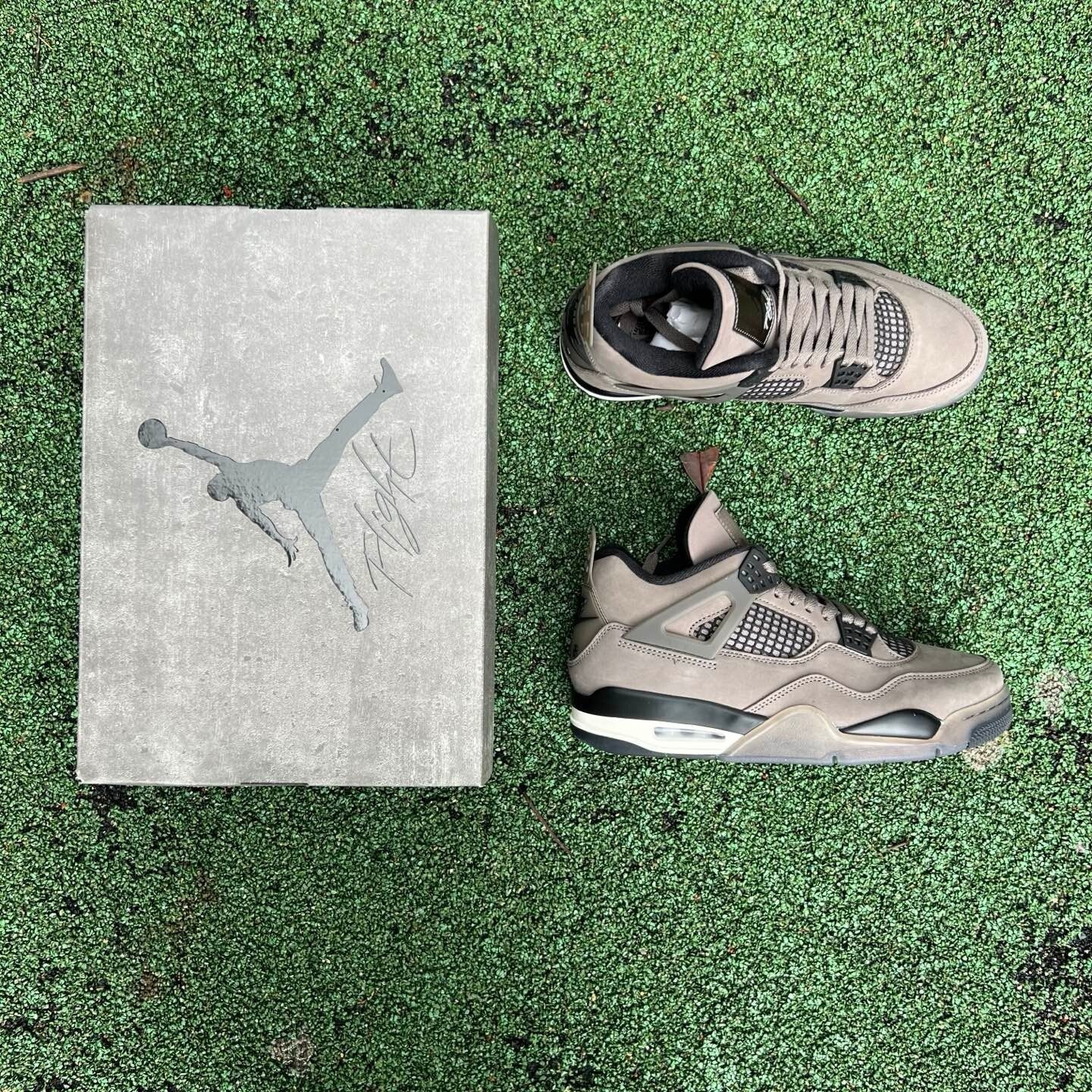 Jordan Retro 4 Cave Stone