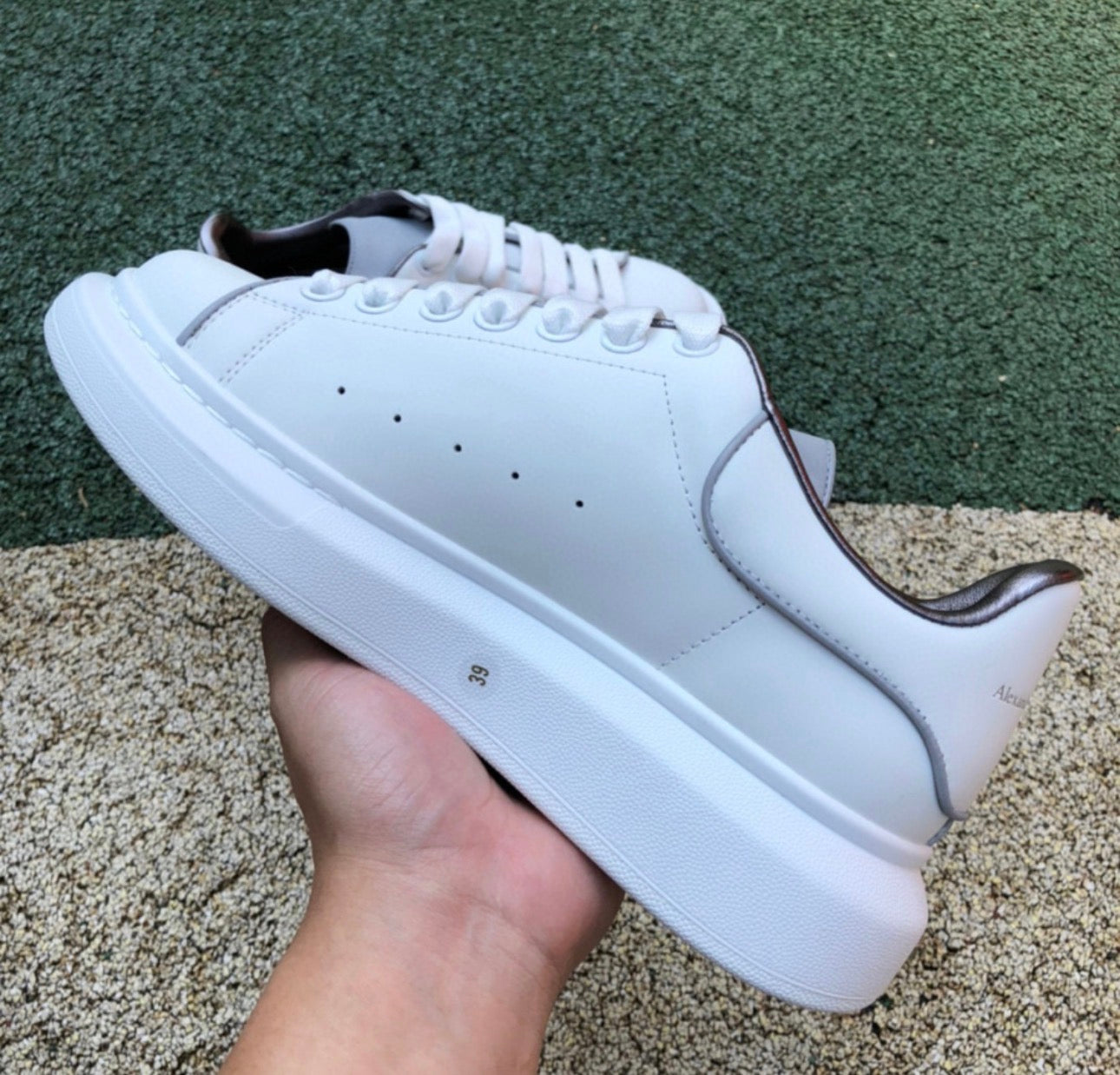Alexander McQueen Reflectivo