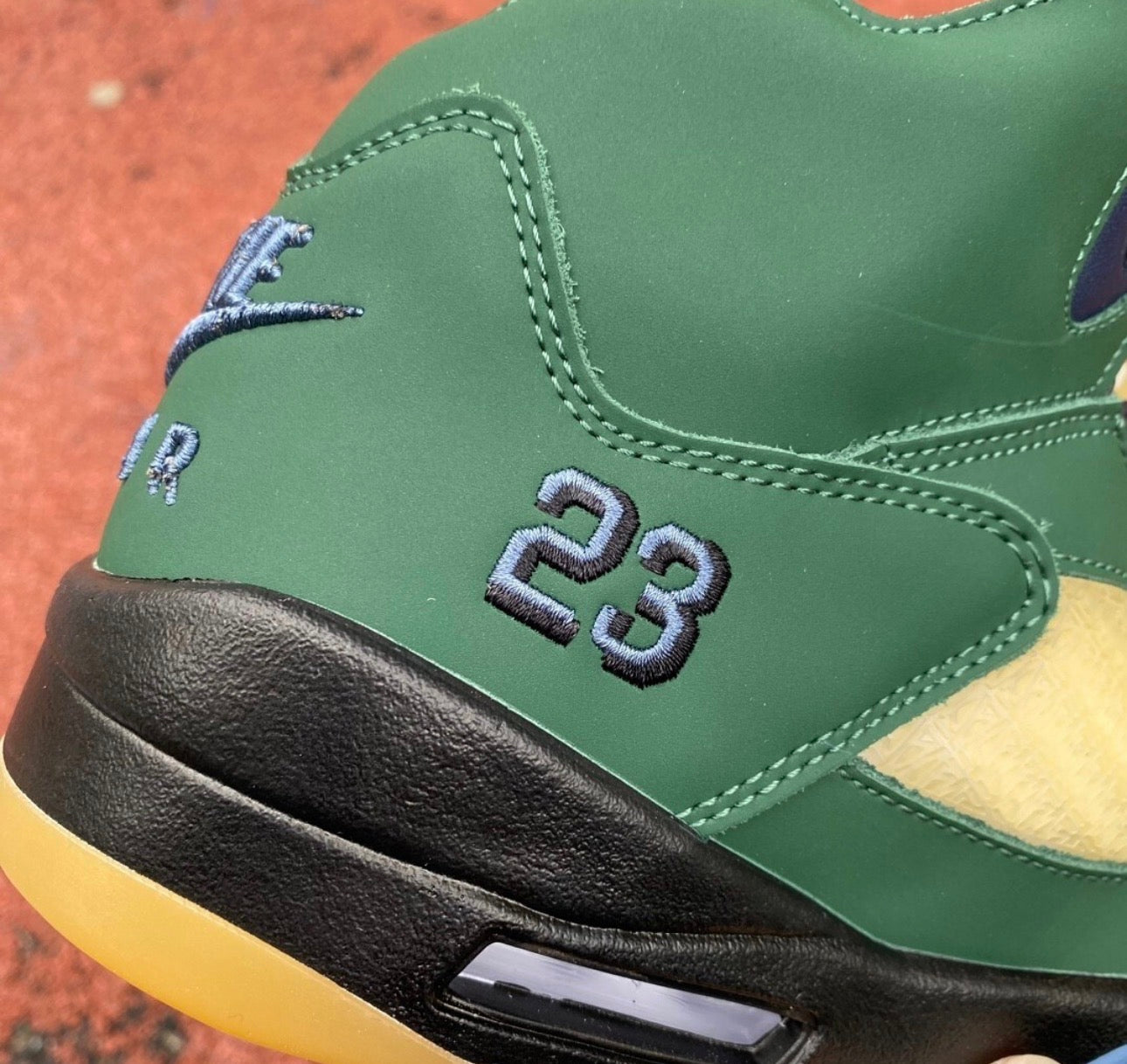 Jordan Retro 5 x A Ma Manier Verde