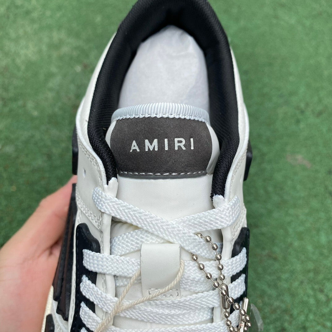 Amiri Skel Blanco y Negro