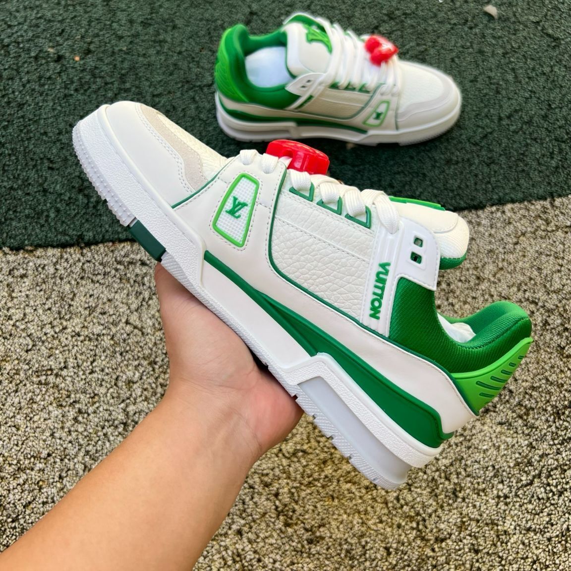 Louis Vuitton Trainer Corazón Verde