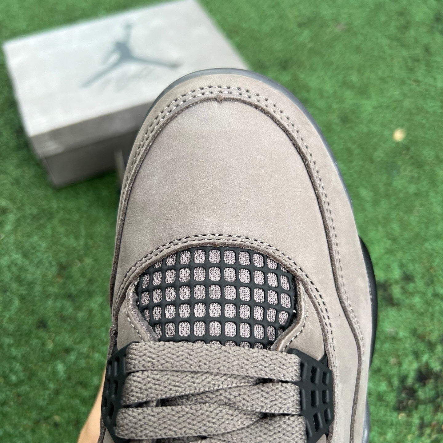 Jordan Retro 4 Cave Stone