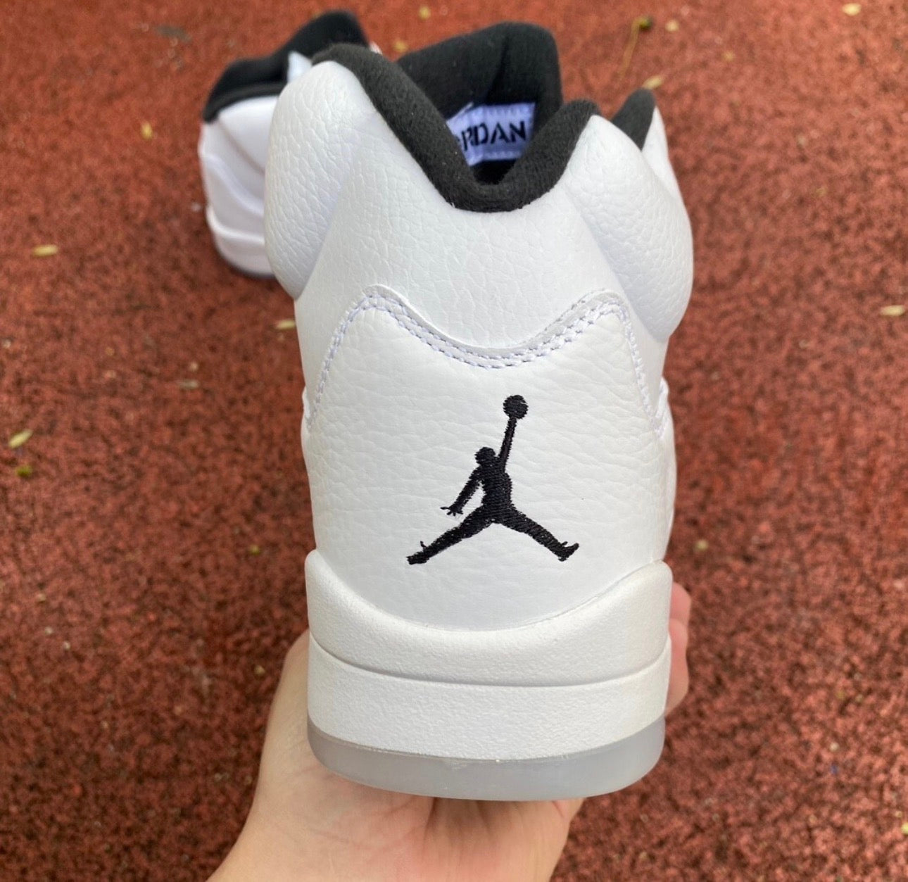 Jordan Retro 5 Sail Metalic White