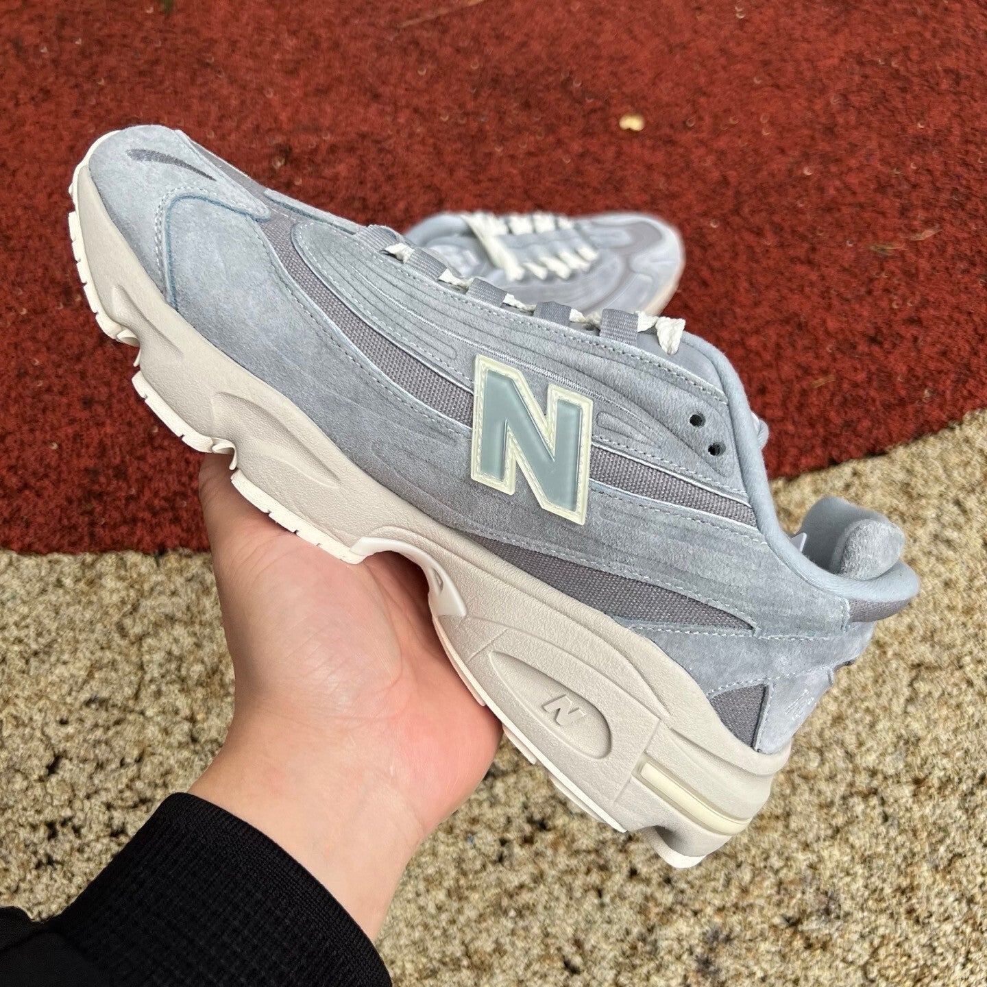 New Balance 1000 Gris Oscuro