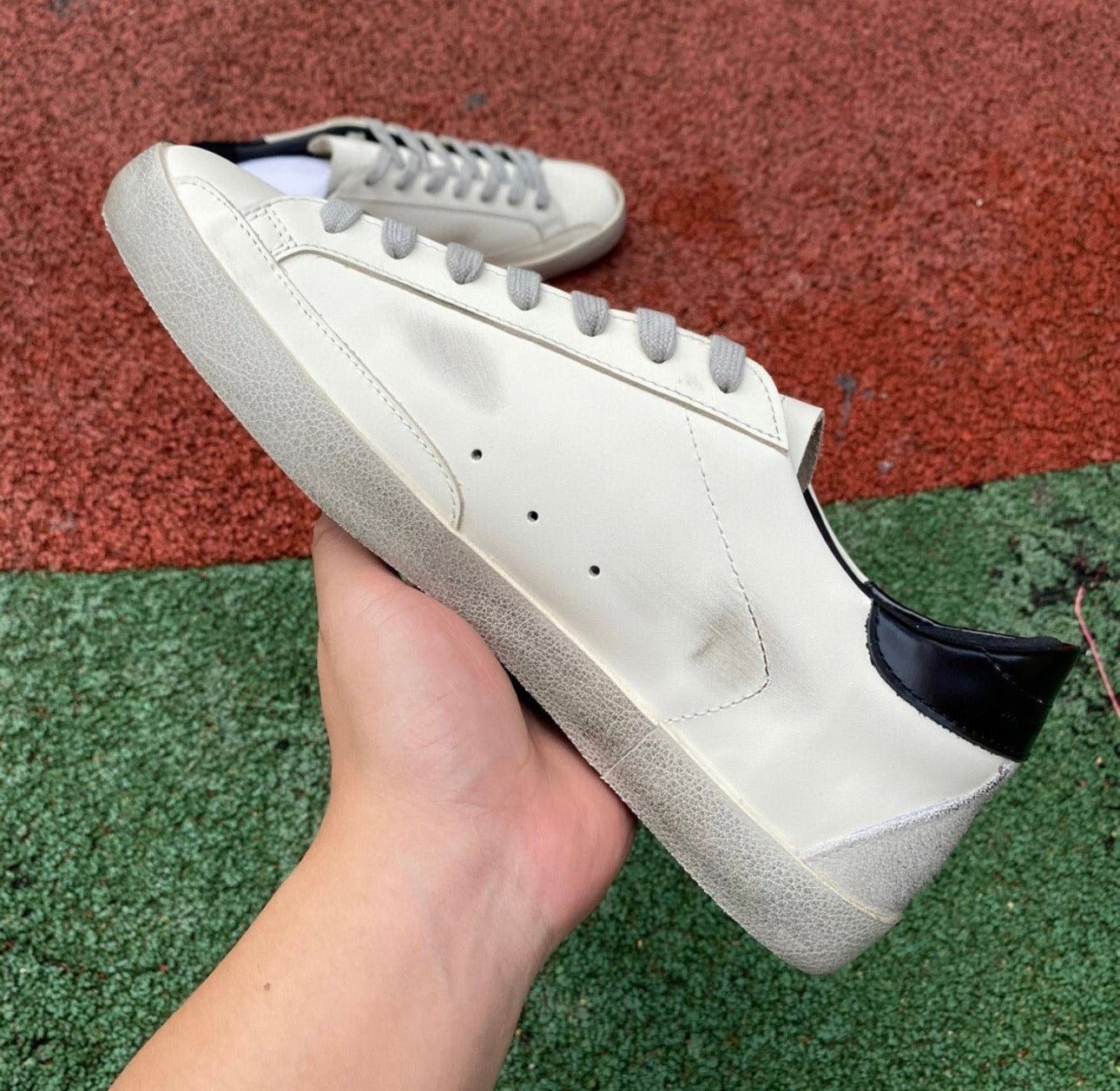 Golden Goose Blanco y Negro Cuero