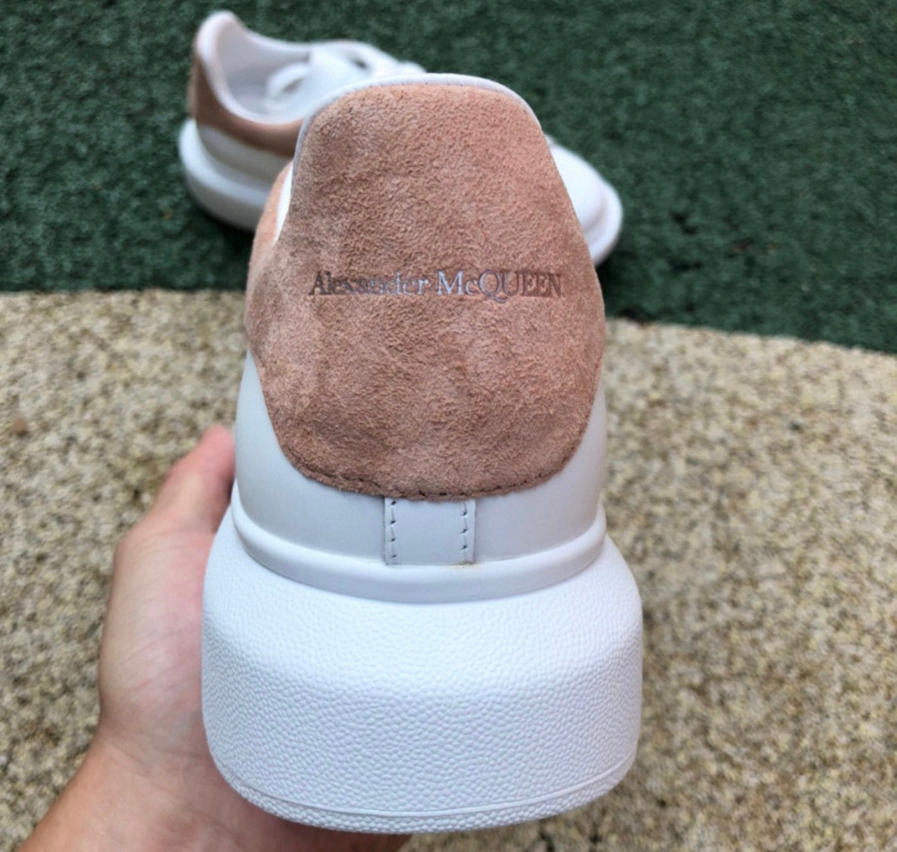 Alexander McQueen Marrón