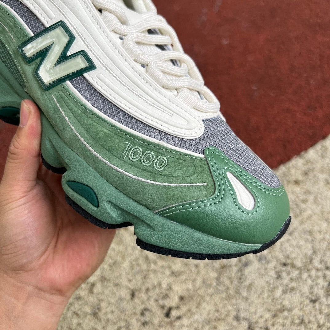 New Balance 1000 Verde