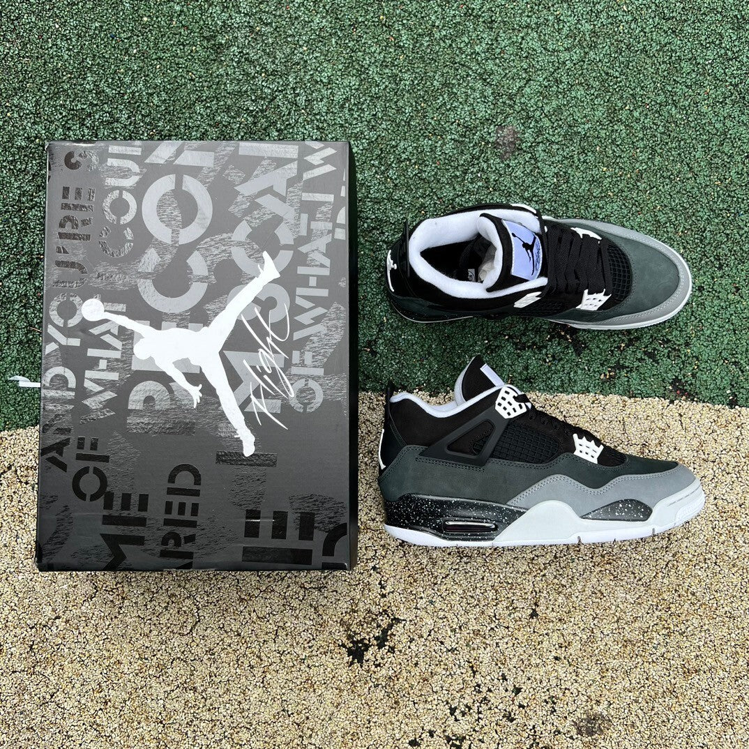 Jordan Retro 4 Fear