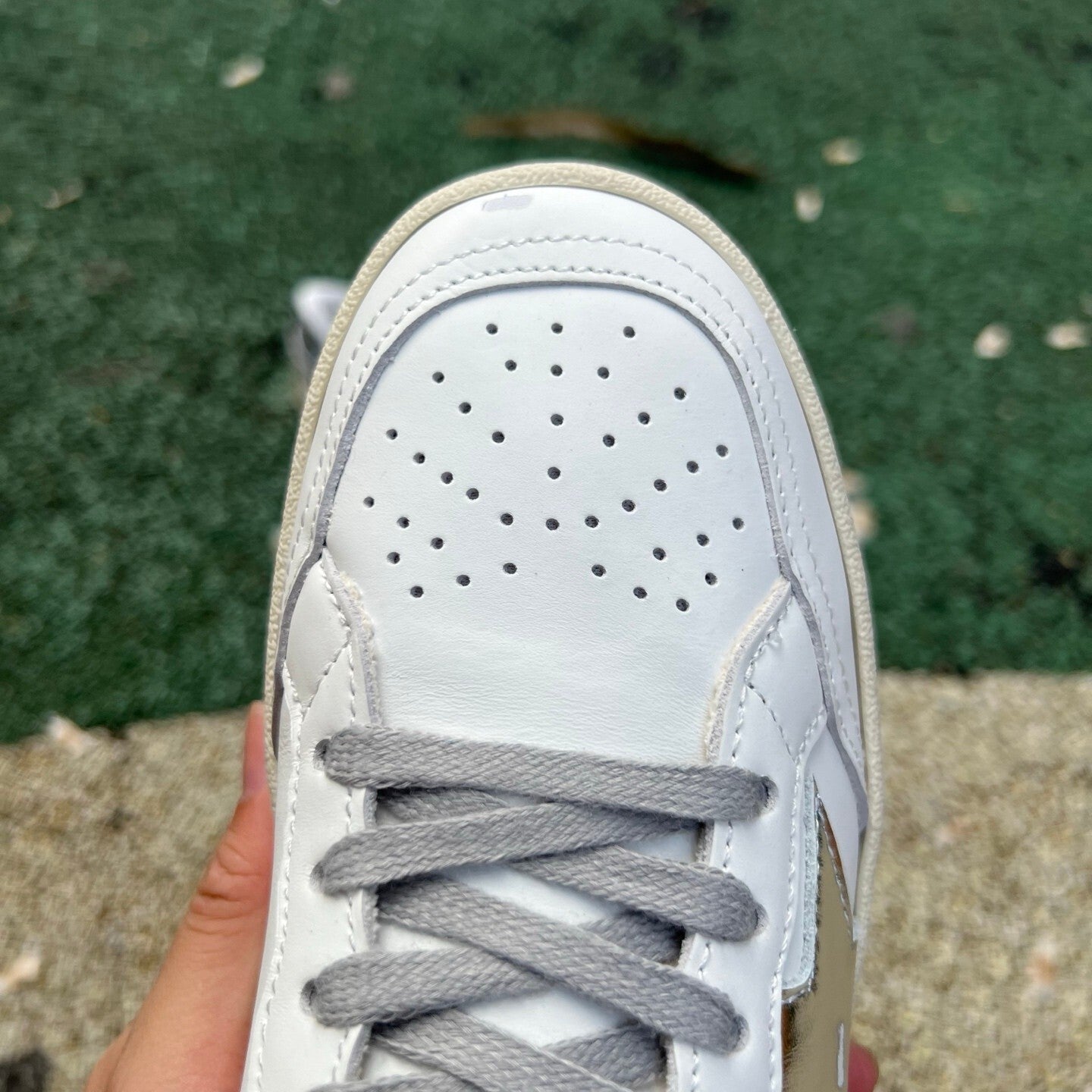 Golden Goose Ballstar Blanco y Plateado