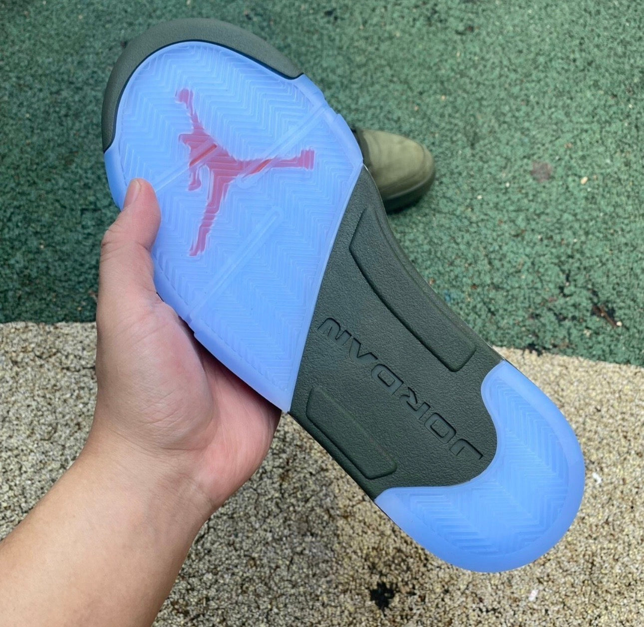 Jordan Retro 5 Olive