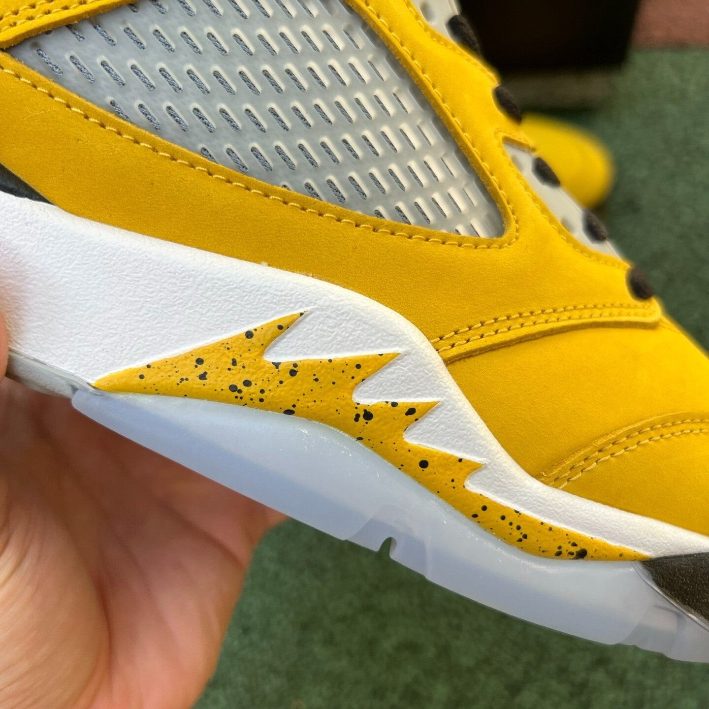 Jordan Retro 5 Tokio