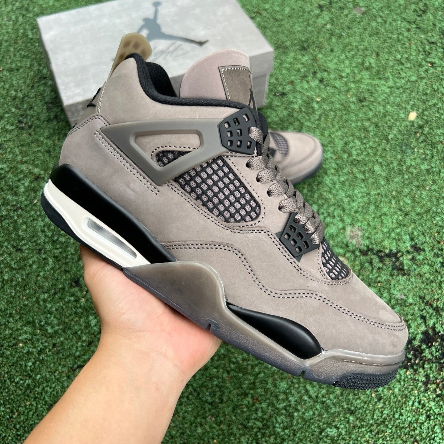 Jordan Retro 4 Cave Stone