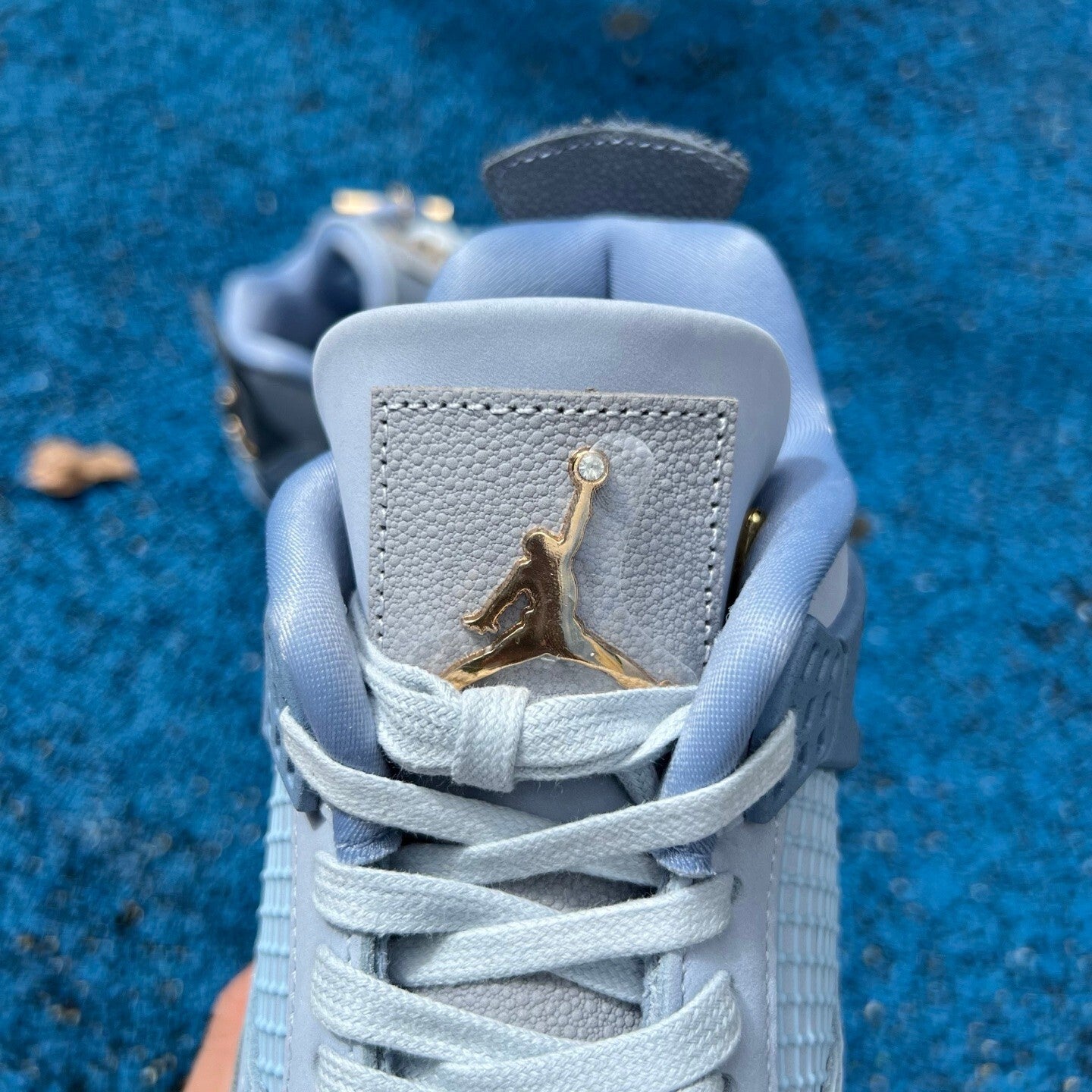 Jordan Retro 4 UNC TarHeels