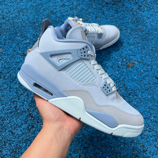 Jordan Retro 4 UNC TarHeels