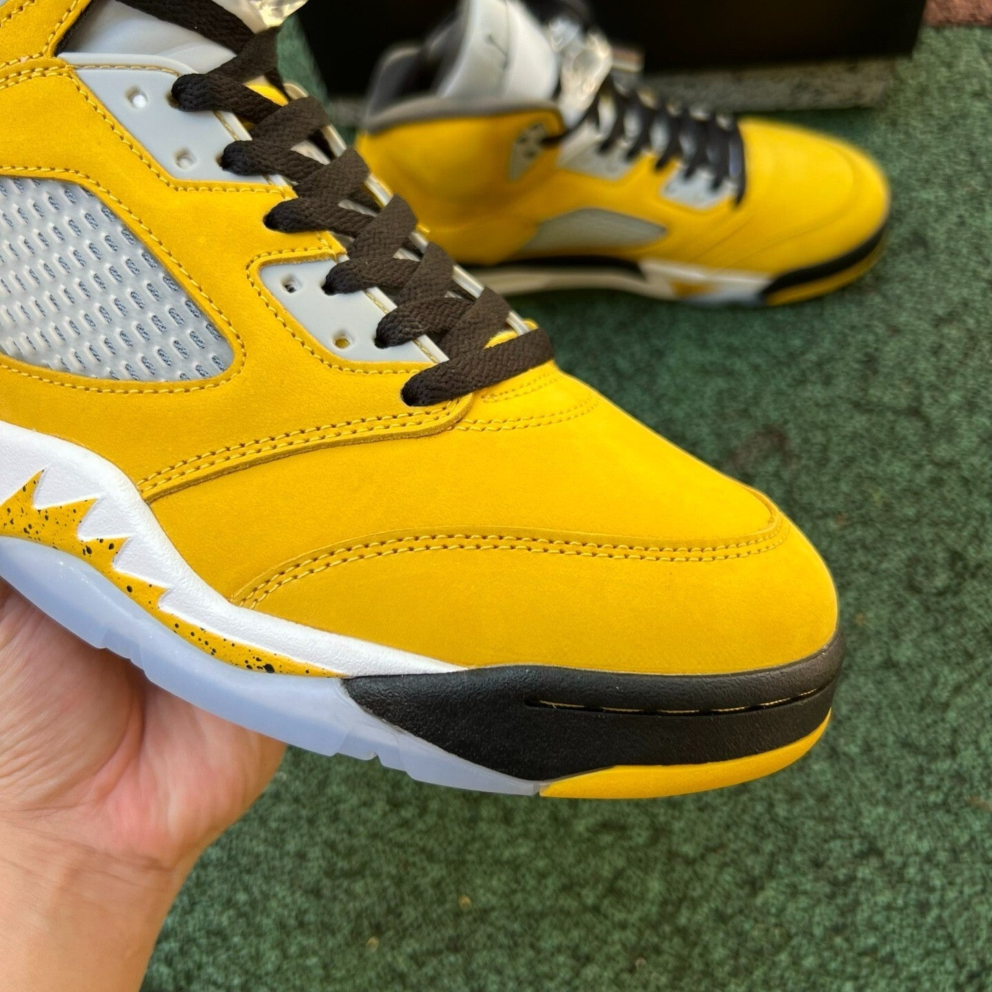 Jordan Retro 5 Tokio