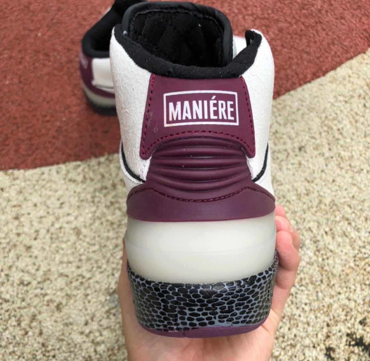 Jordan Retro 2 x A Ma Manier