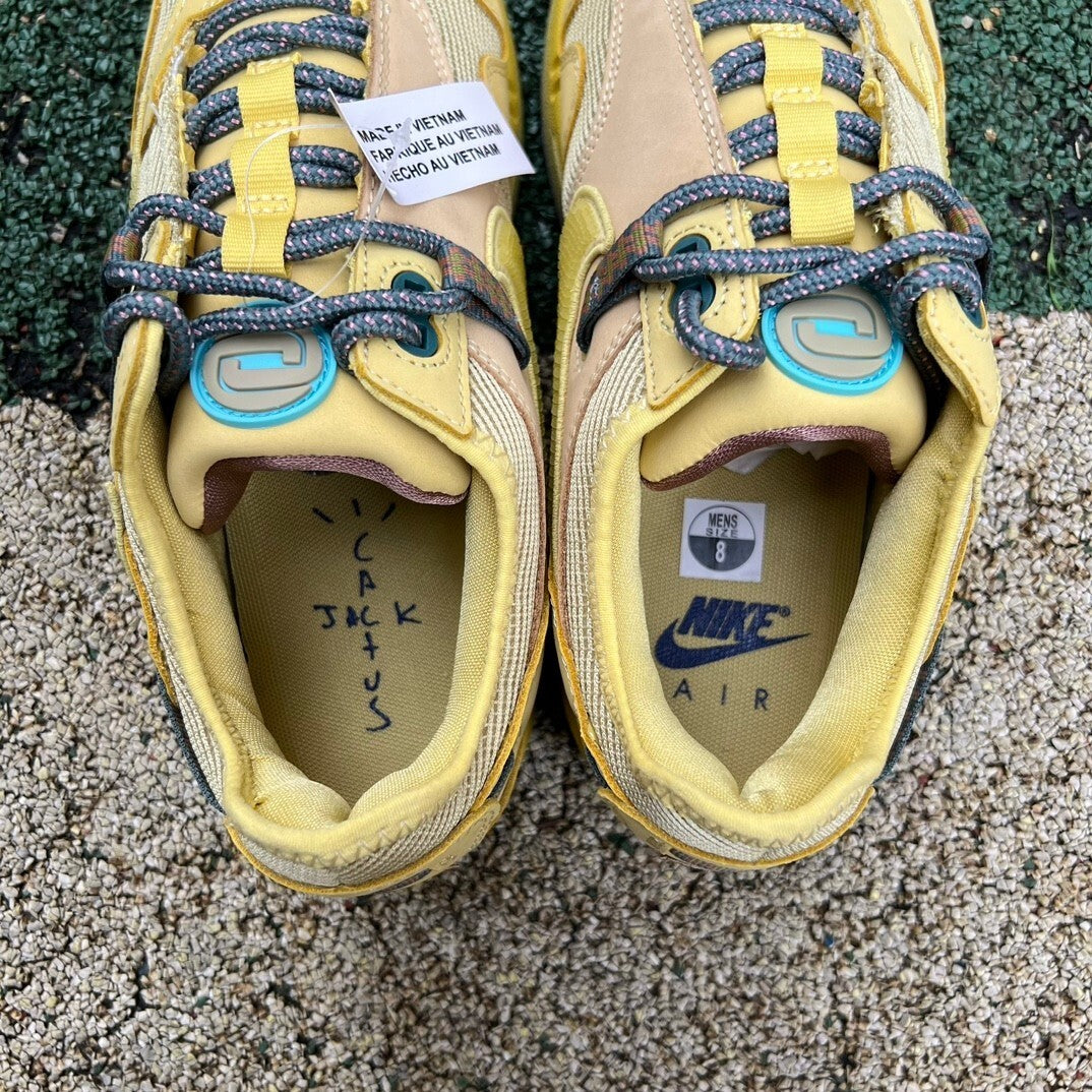 Air Max 1 x Travis Scott Saturn Gold