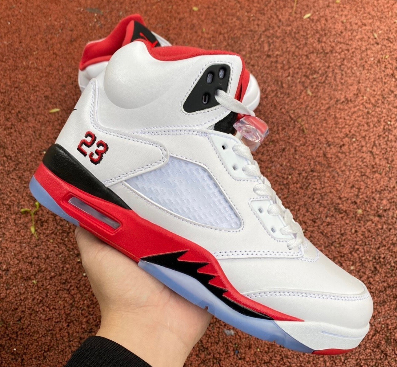 Jordan Retro 5 Fire Red