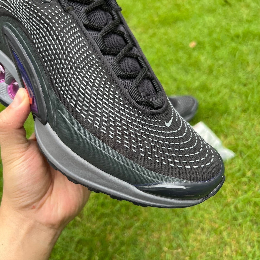 Air Max DN Negro y Rosa