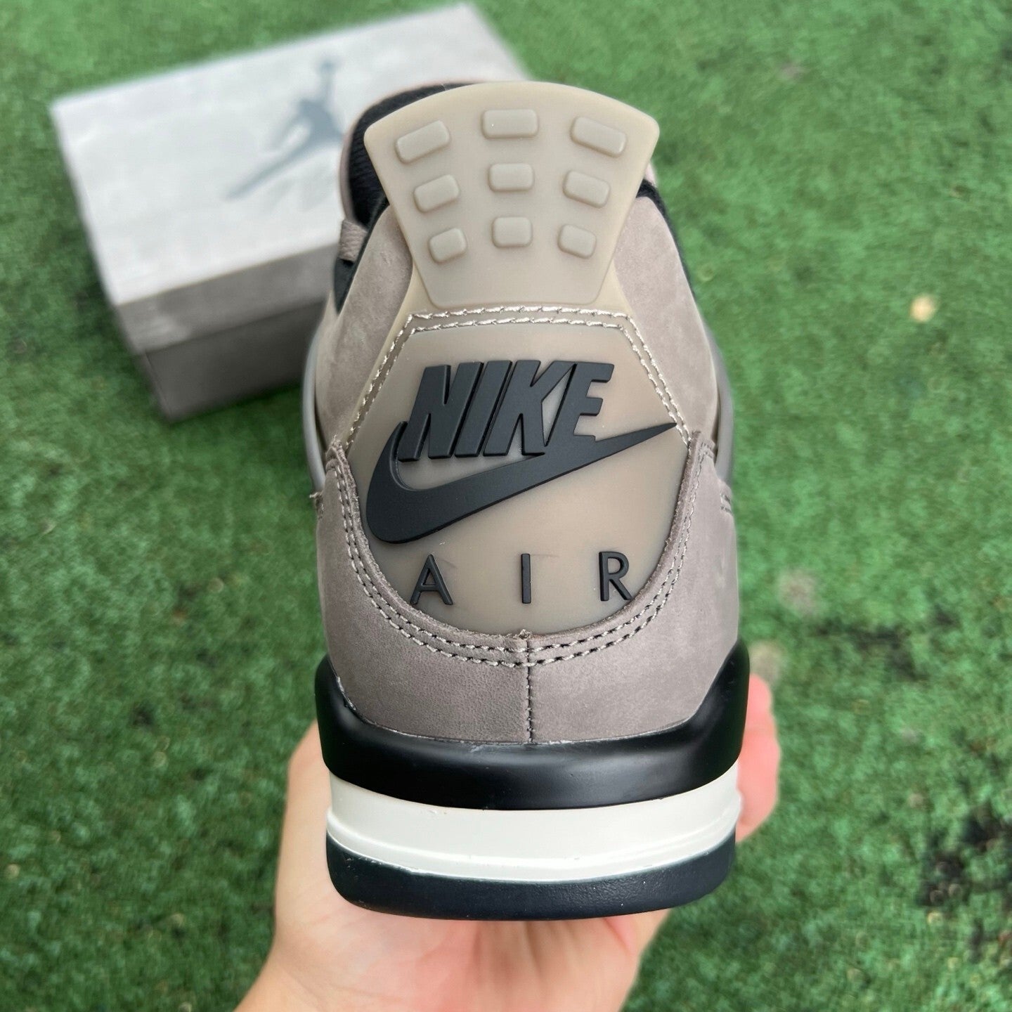 Jordan Retro 4 Cave Stone