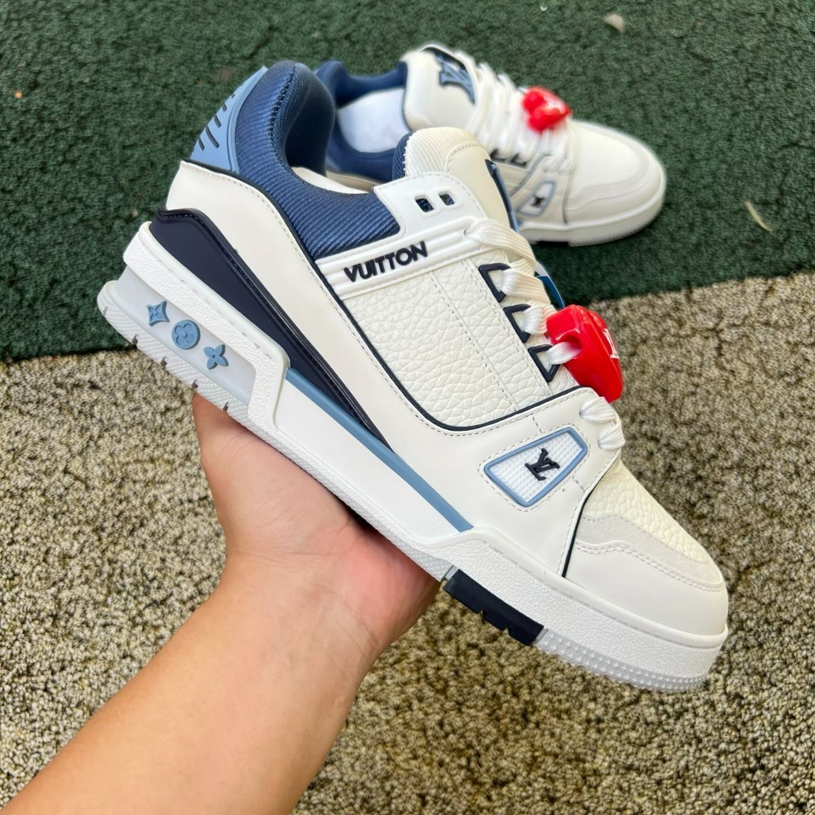 Louis Vuitton Trainer Corazón Azul