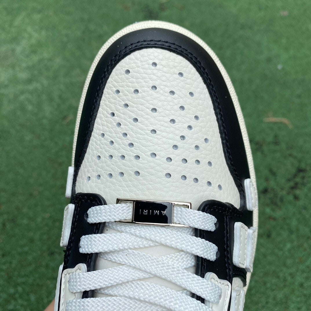 Amiri Skel Negro y Blanco