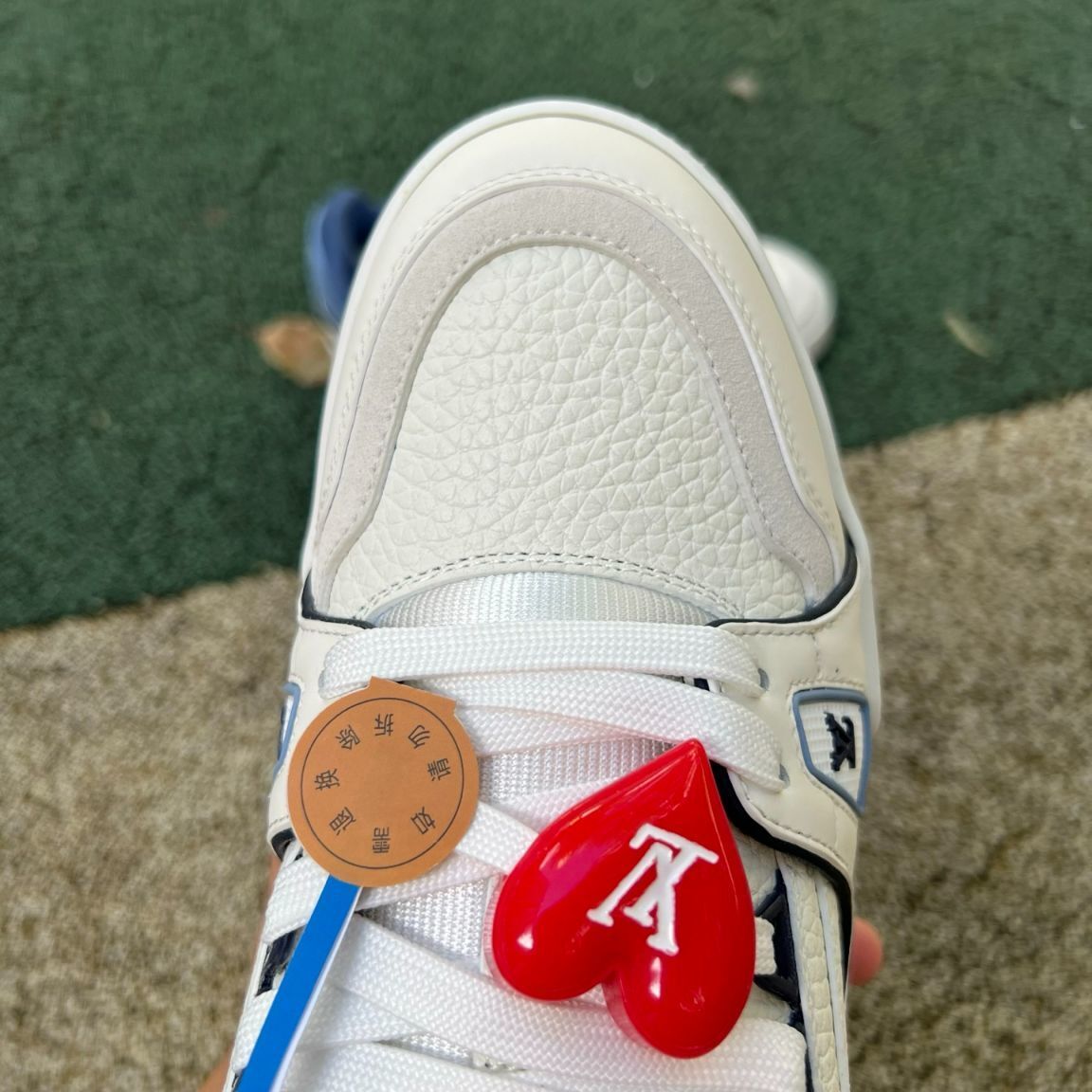 Louis Vuitton Trainer Corazón Azul