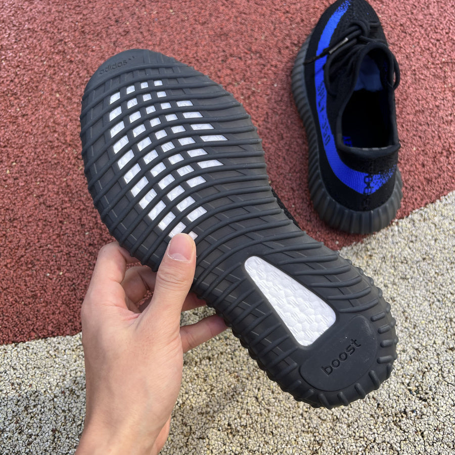 Yeezy 350 Negro y Azul